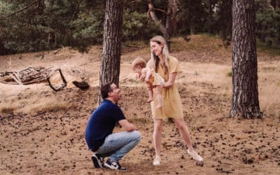 Ontspannen op de foto met je gezin: Een fotoshoot vol spel en plezier