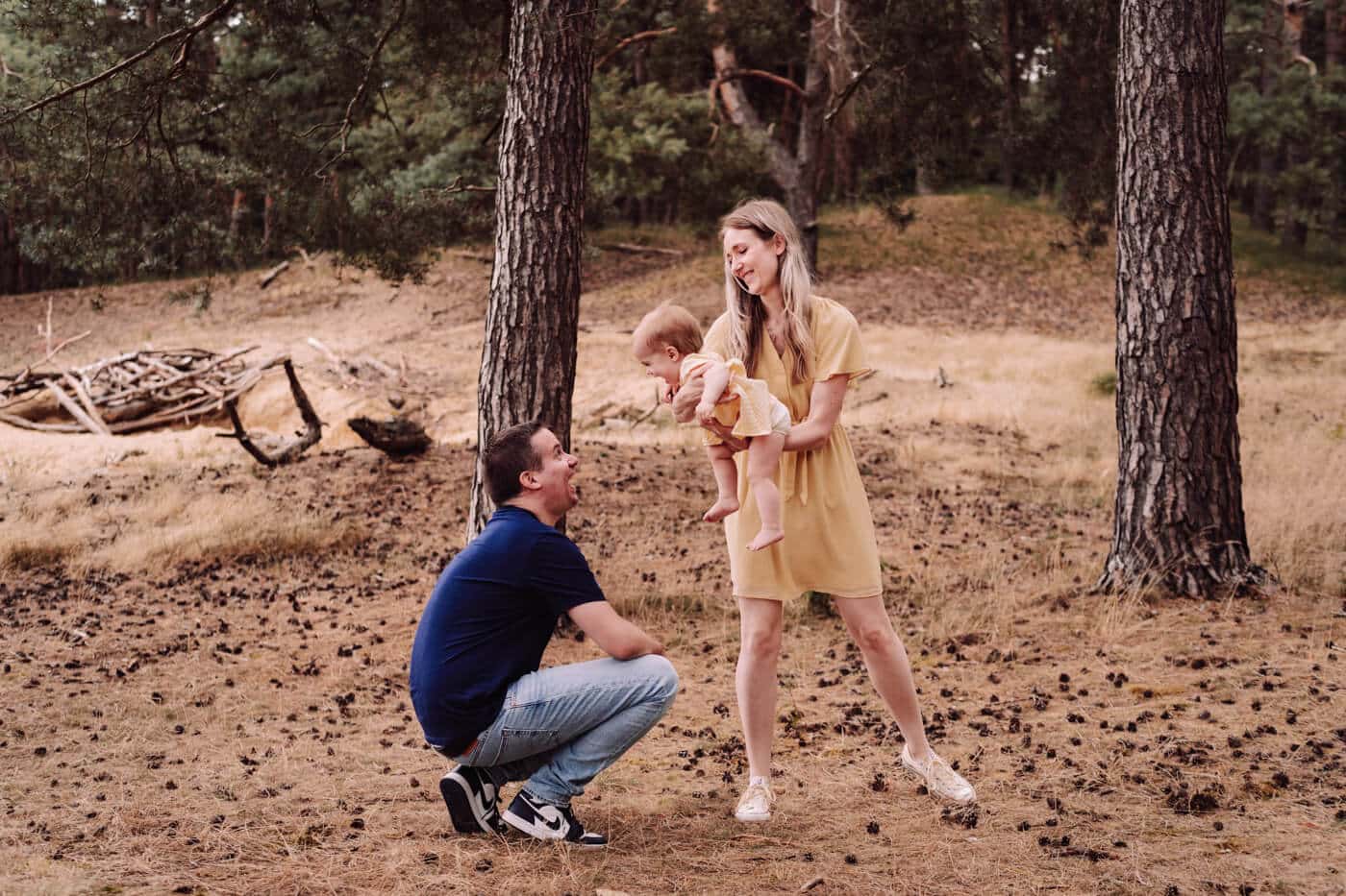 fotoshoot met gezin in de natuur van midden limburg