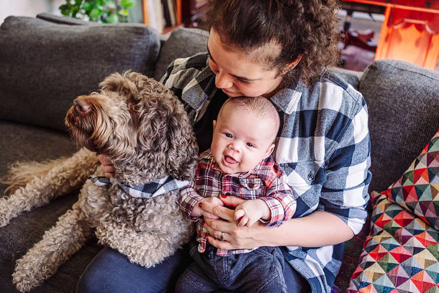 newbornshoot-aan-huis-met-hond